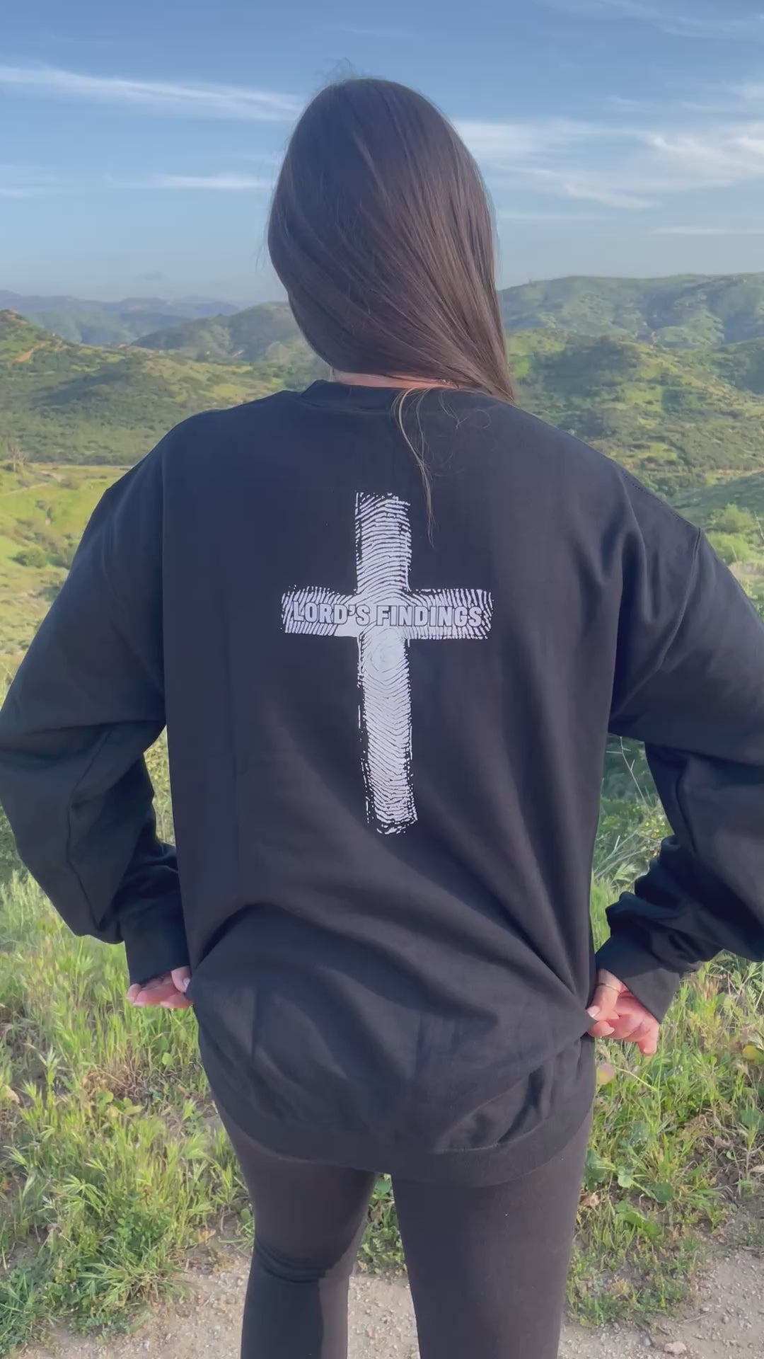 LF Classic Cross Sweatshirt- Black