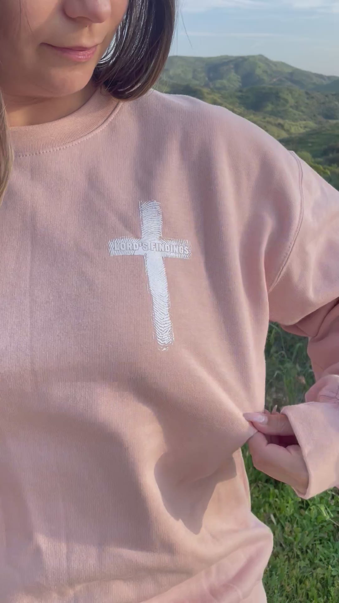 LF Classic Cross Sweatshirt- Dusty Rose